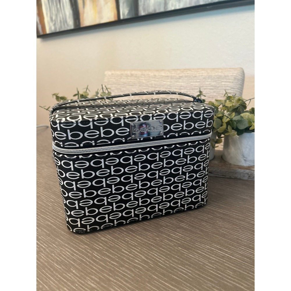 Bebe logo‎ cosmetic toiletries/makeup box